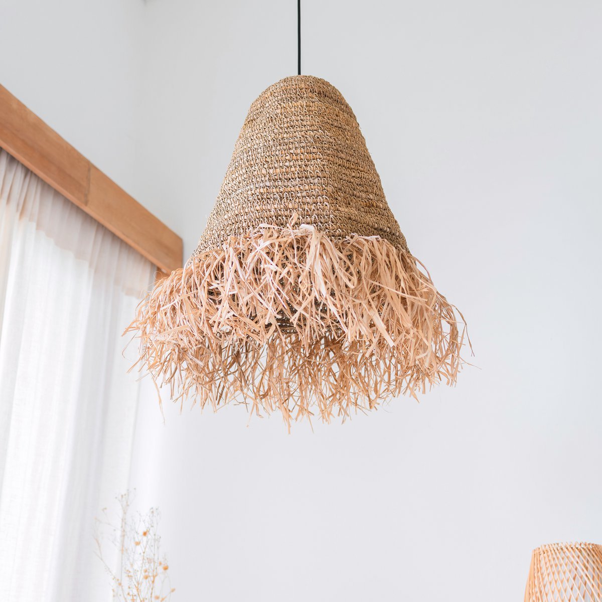 Raffia boho lampenkap – hanglamp – handgeweven plafondlamp met franjes (3 maten Ø 30/40/50 cm) – Kalima